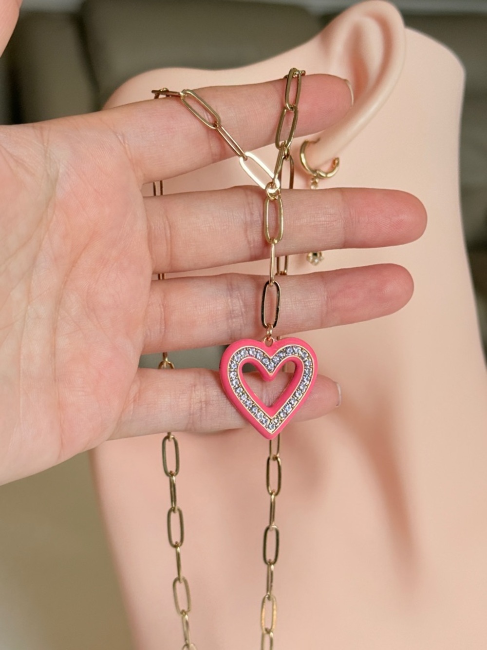 Gold Chain Necklace with Pink Heart Pendant - Picture 5 of 9